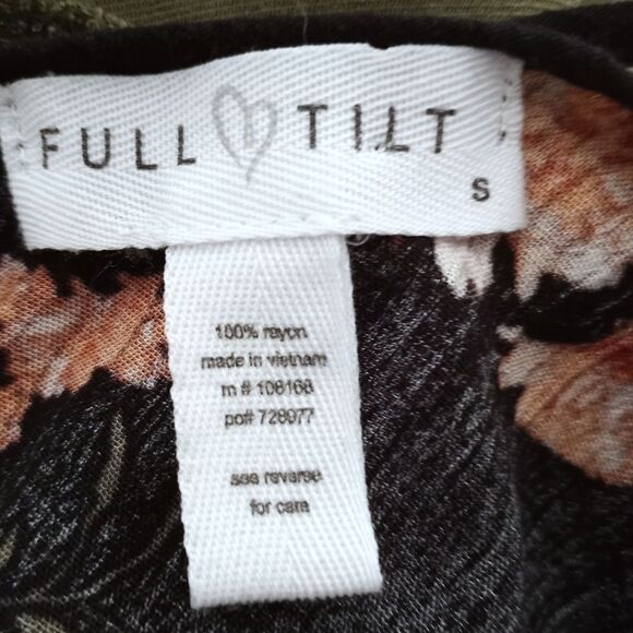 FULL TILT BLACK & PINK FLORAL ROMPER SZ.S EUC - Picture 7 of 8